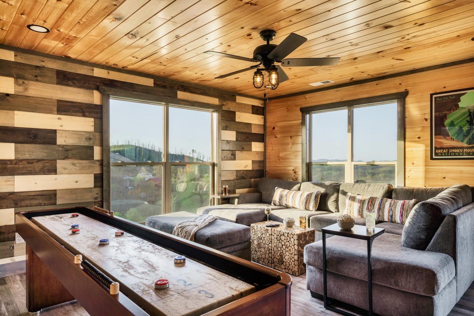 Mountainscape - Brand New Cabin W Views - Hottub - Firetable - Ps5 - Pooltable - 3 Pools Gatlinburg Bagian luar foto