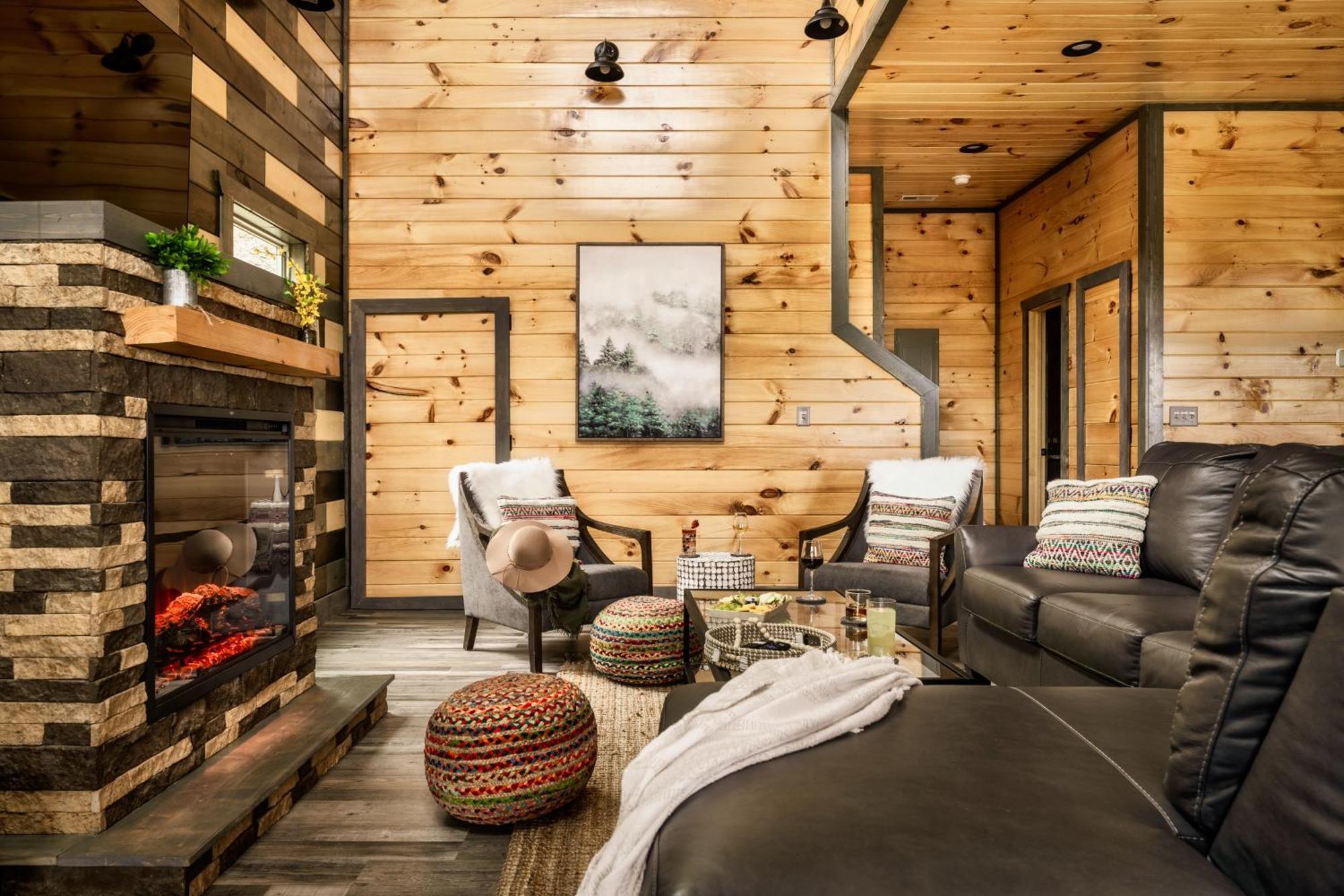 Mountainscape - Brand New Cabin W Views - Hottub - Firetable - Ps5 - Pooltable - 3 Pools Gatlinburg Bagian luar foto